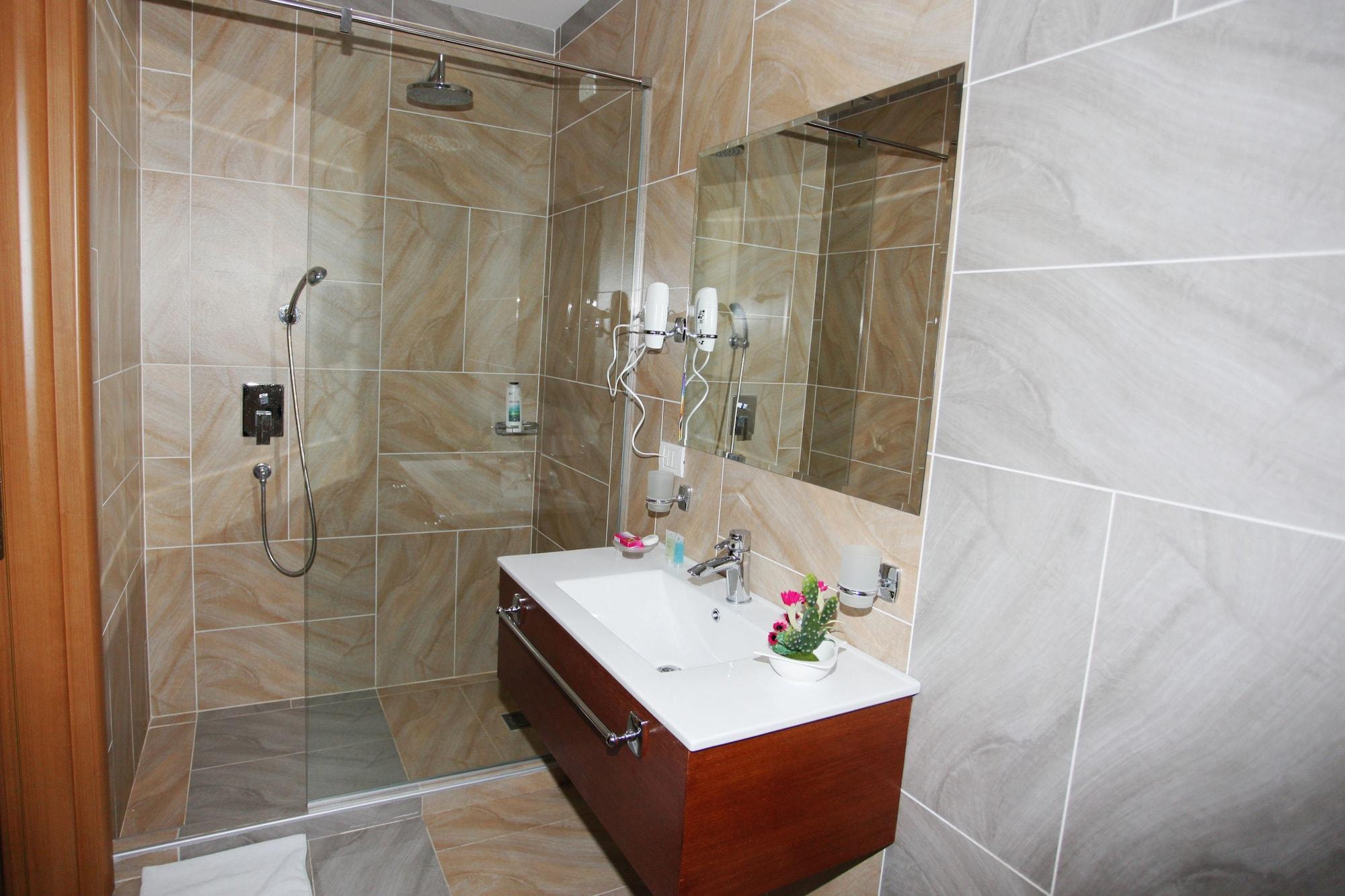 Hotel Green Vasqarr Zewnętrze zdjęcie